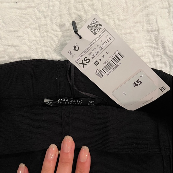 Zara skirt - Picture 3 of 3